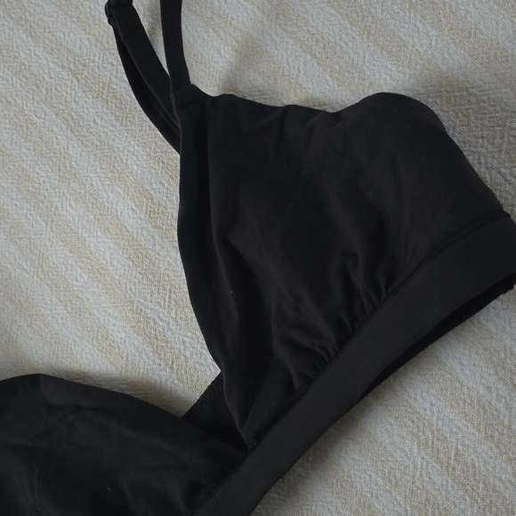 SKIMS Fits Everbody Triangle Bralette Size:Small Onyx - Picture 2 of 5